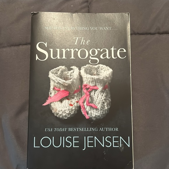 Assorted books - Picture 4 of 7